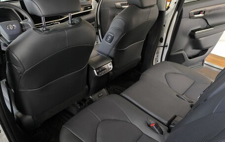 Toyota Highlander, 2026 год, 5 490 000 рублей, 11 фотография