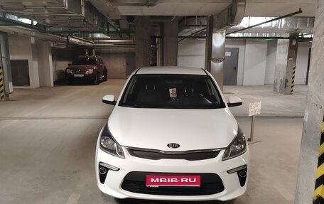 KIA Rio IV, 2018 год, 1 300 000 рублей, 1 фотография
