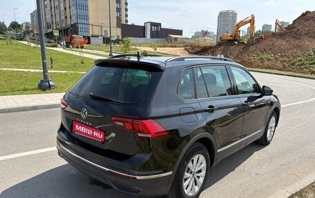 Volkswagen Tiguan II, 2021 год, 2 450 000 рублей, 1 фотография