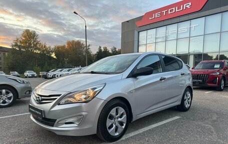 Hyundai Solaris II рестайлинг, 2015 год, 979 000 рублей, 2 фотография