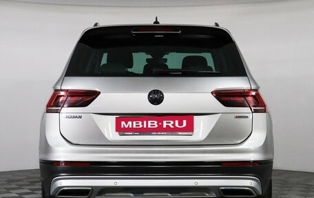 Volkswagen Tiguan II, 2020 год, 3 030 000 рублей, 6 фотография