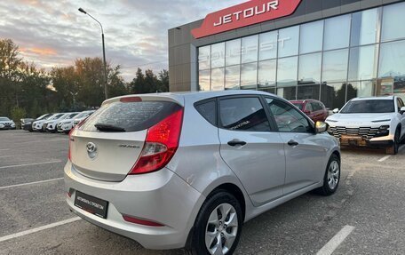 Hyundai Solaris II рестайлинг, 2015 год, 979 000 рублей, 7 фотография