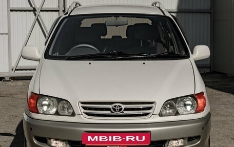Toyota Ipsum II, 1998 год, 590 000 рублей, 4 фотография
