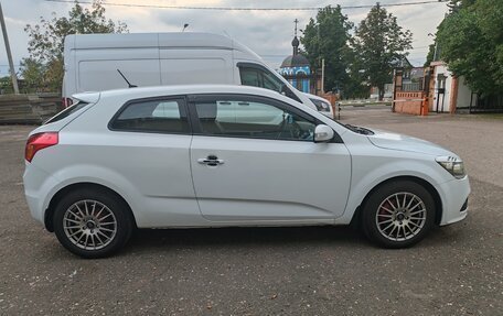 KIA cee'd I рестайлинг, 2011 год, 710 000 рублей, 3 фотография