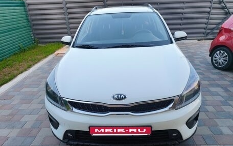KIA Rio IV, 2018 год, 1 300 000 рублей, 2 фотография