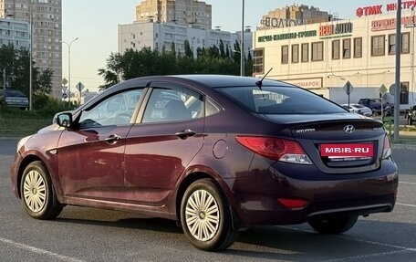 Hyundai Solaris II рестайлинг, 2013 год, 700 000 рублей, 3 фотография