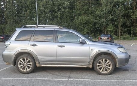 Mitsubishi Outlander III рестайлинг 3, 2004 год, 410 000 рублей, 3 фотография