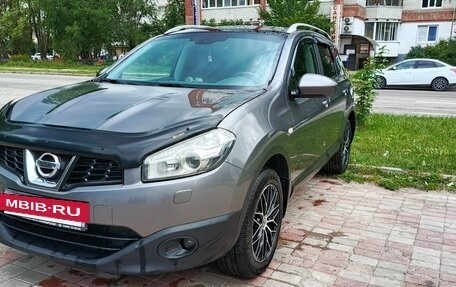 Nissan Qashqai+2 I, 2013 год, 1 135 000 рублей, 3 фотография