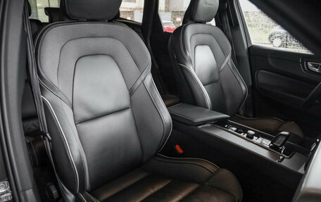 Volvo XC60 II, 2019 год, 3 599 000 рублей, 30 фотография