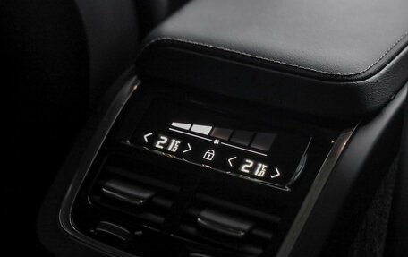 Volvo XC60 II, 2019 год, 3 599 000 рублей, 35 фотография