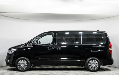 Hyundai H-1 II рестайлинг, 2018 год, 2 499 000 рублей, 8 фотография