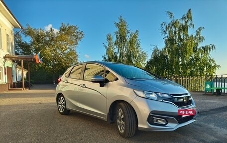 Honda Fit III, 2018 год, 1 090 000 рублей, 3 фотография