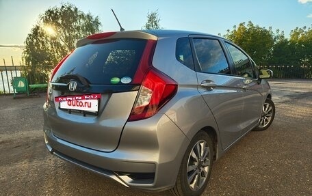 Honda Fit III, 2018 год, 1 090 000 рублей, 10 фотография