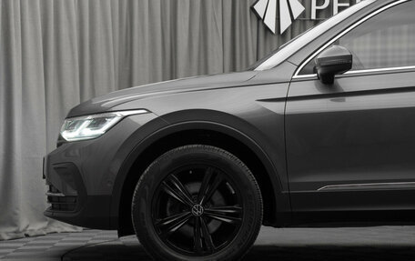 Volkswagen Tiguan II, 2021 год, 3 440 000 рублей, 26 фотография