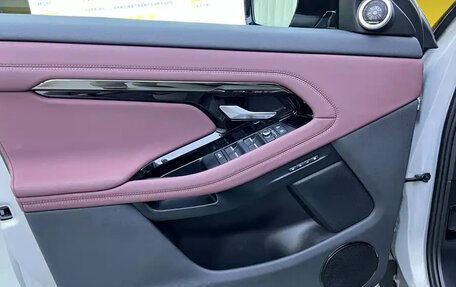 Land Rover Range Rover Evoque II, 2024 год, 5 070 306 рублей, 12 фотография