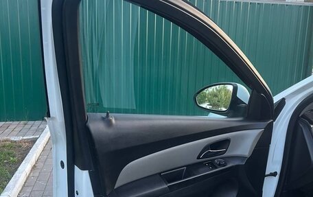 Chevrolet Cruze II, 2014 год, 730 000 рублей, 10 фотография