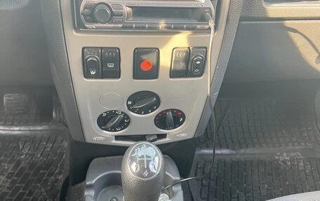 Renault Logan I, 2007 год, 149 000 рублей, 10 фотография