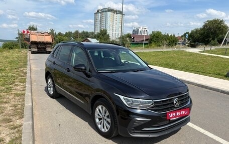 Volkswagen Tiguan II, 2021 год, 2 450 000 рублей, 5 фотография