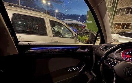 Volkswagen Tiguan II, 2021 год, 2 450 000 рублей, 31 фотография