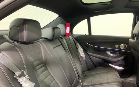 Mercedes-Benz E-Класс, 2025 год, 8 300 000 рублей, 24 фотография