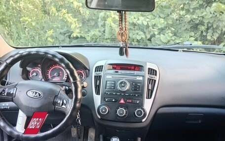 KIA cee'd I рестайлинг, 2010 год, 620 000 рублей, 4 фотография