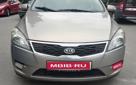 KIA cee'd I рестайлинг, 2010 год, 620 000 рублей, 1 фотография