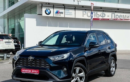 Toyota RAV4, 2019 год, 2 997 000 рублей, 1 фотография