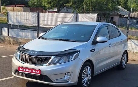 KIA Rio III рестайлинг, 2013 год, 820 000 рублей, 1 фотография
