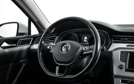 Volkswagen Passat B8 рестайлинг, 2015 год, 1 549 000 рублей, 19 фотография