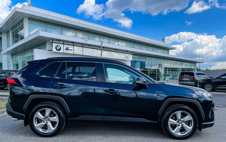 Toyota RAV4, 2019 год, 2 997 000 рублей, 4 фотография