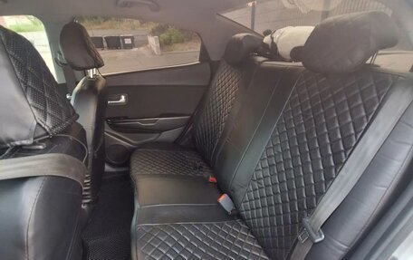 KIA Rio III рестайлинг, 2013 год, 820 000 рублей, 10 фотография