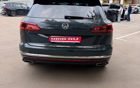 Volkswagen Touareg III, 2019 год, 4 999 000 рублей, 3 фотография
