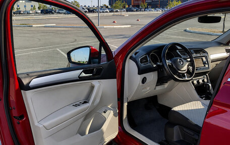 Volkswagen Tiguan II, 2017 год, 3 000 000 рублей, 12 фотография