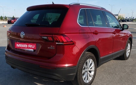 Volkswagen Tiguan II, 2017 год, 3 000 000 рублей, 4 фотография