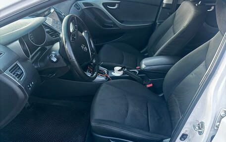 Hyundai Elantra V, 2015 год, 870 000 рублей, 9 фотография