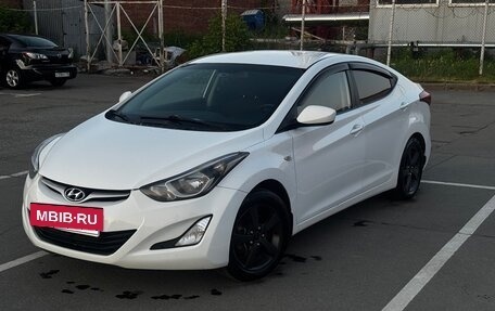 Hyundai Elantra V, 2015 год, 870 000 рублей, 2 фотография