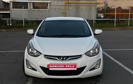 Hyundai Elantra V, 2015 год, 870 000 рублей, 3 фотография