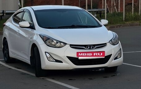 Hyundai Elantra V, 2015 год, 870 000 рублей, 4 фотография