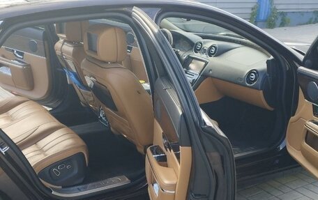 Jaguar XJ IV (X351), 2011 год, 2 000 000 рублей, 10 фотография