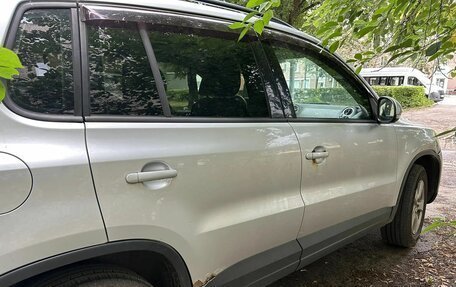 Volkswagen Tiguan I, 2010 год, 830 000 рублей, 3 фотография