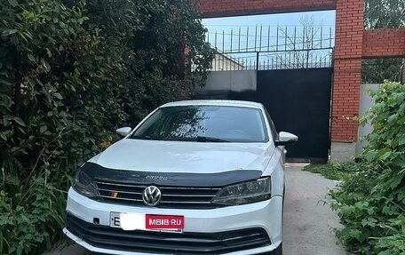 Volkswagen Jetta VI, 2015 год, 599 999 рублей, 1 фотография
