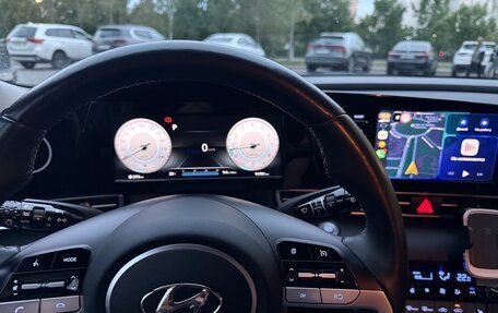 Hyundai Elantra, 2022 год, 2 150 000 рублей, 10 фотография