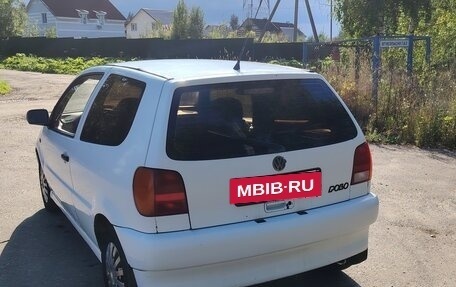 Volkswagen Polo III рестайлинг, 1999 год, 130 000 рублей, 2 фотография
