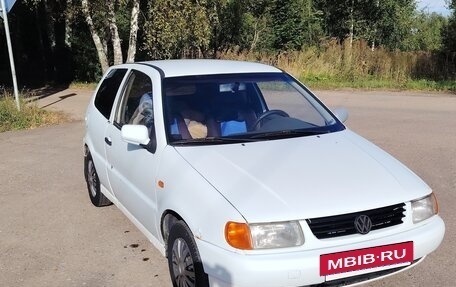 Volkswagen Polo III рестайлинг, 1999 год, 130 000 рублей, 4 фотография