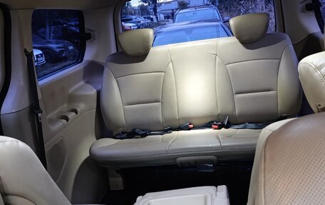 Hyundai Grand Starex Grand Starex I рестайлинг 2, 2014 год, 2 760 000 рублей, 27 фотография