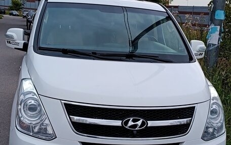 Hyundai Grand Starex Grand Starex I рестайлинг 2, 2014 год, 2 760 000 рублей, 29 фотография