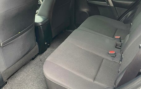Toyota RAV4, 2019 год, 3 500 000 рублей, 27 фотография