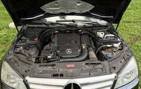 Mercedes-Benz C-Класс, 2010 год, 900 000 рублей, 10 фотография