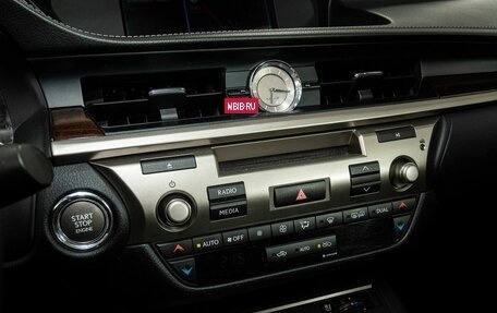 Lexus ES VII, 2013 год, 2 290 000 рублей, 11 фотография