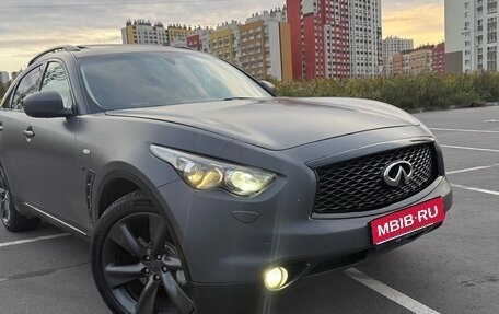Infiniti FX II, 2010 год, 1 700 000 рублей, 1 фотография